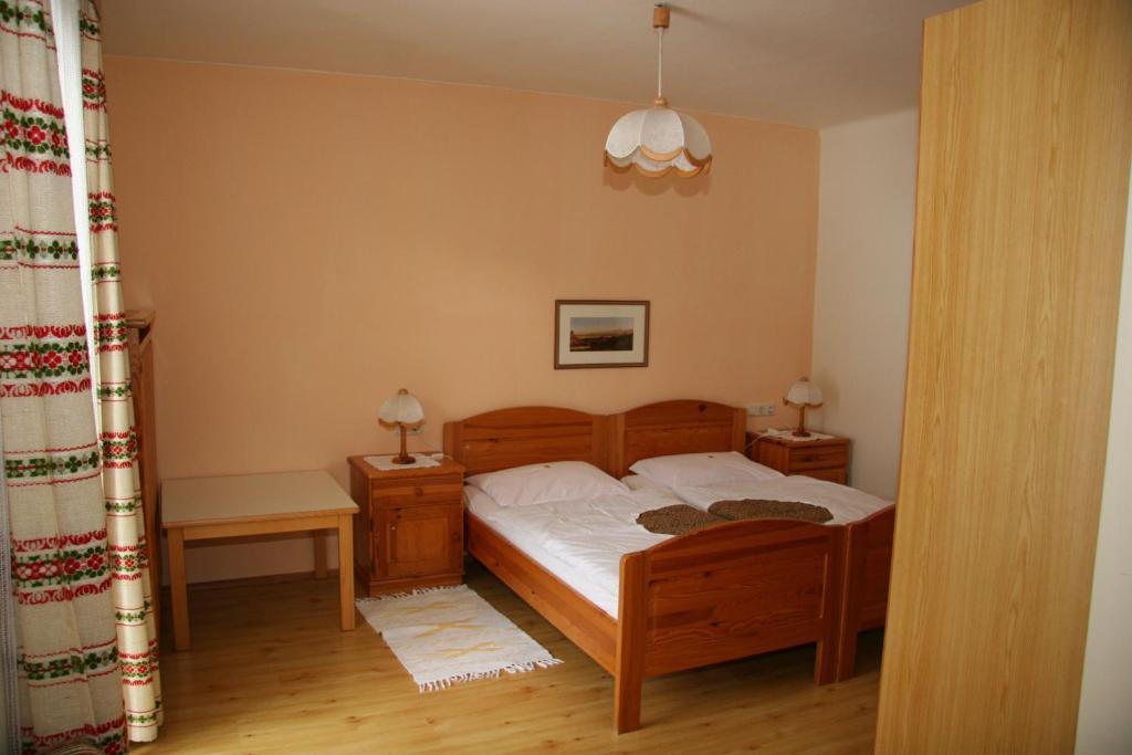 Schmautz Ferienwohnungen & Zimmer Miklauzhof Szoba fotó