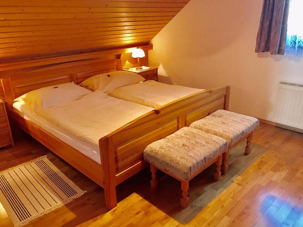 Schmautz Ferienwohnungen & Zimmer Miklauzhof Kültér fotó